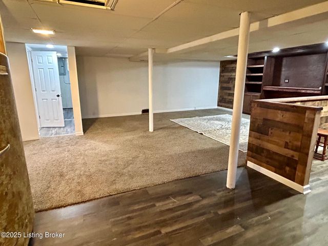 4313 Dohn Ave, Louisville, KY 40216