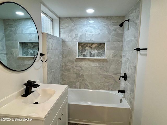 4313 Dohn Ave, Louisville, KY 40216