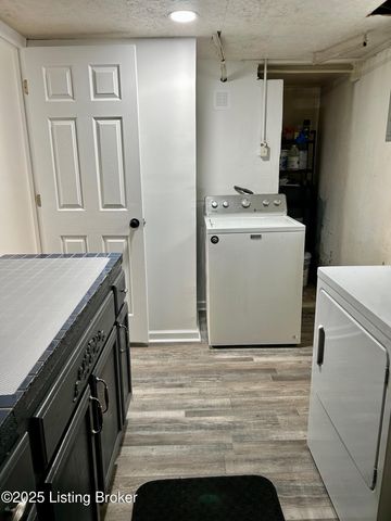 4313 Dohn Ave, Louisville, KY 40216