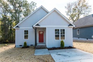 911 Franklin Street, Thomasville, NC 27360