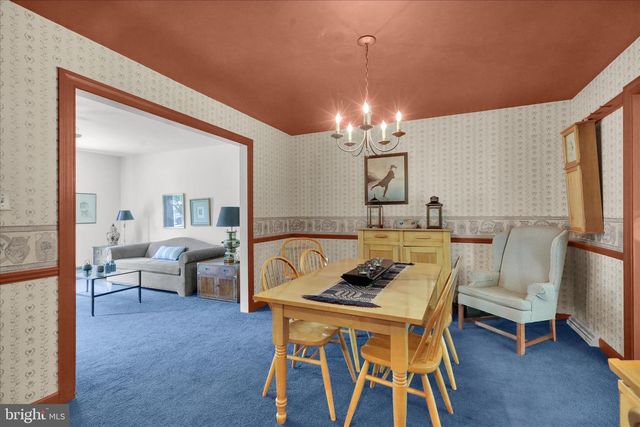 313 PARKVIEW RD, Reading, PA 19606