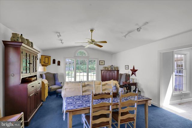 313 PARKVIEW RD, Reading, PA 19606