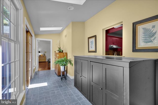 313 PARKVIEW RD, Reading, PA 19606