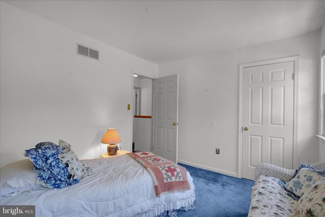 313 PARKVIEW RD, Reading, PA 19606