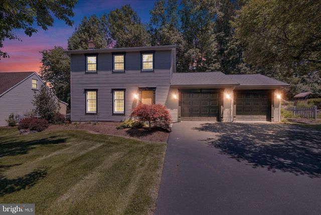 313 PARKVIEW RD, Reading, PA 19606