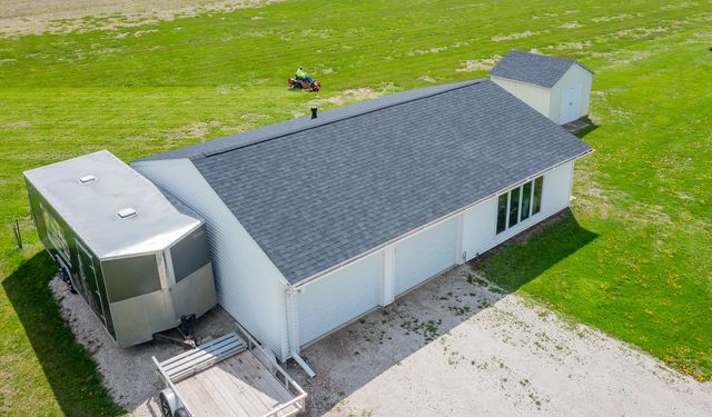 402 S Vine Street, Cambridge, IA 50046