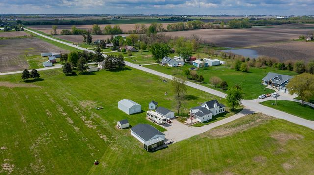 402 S Vine Street, Cambridge, IA 50046