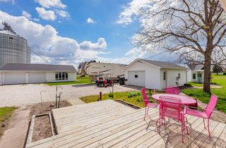 402 S Vine Street, Cambridge, IA 50046