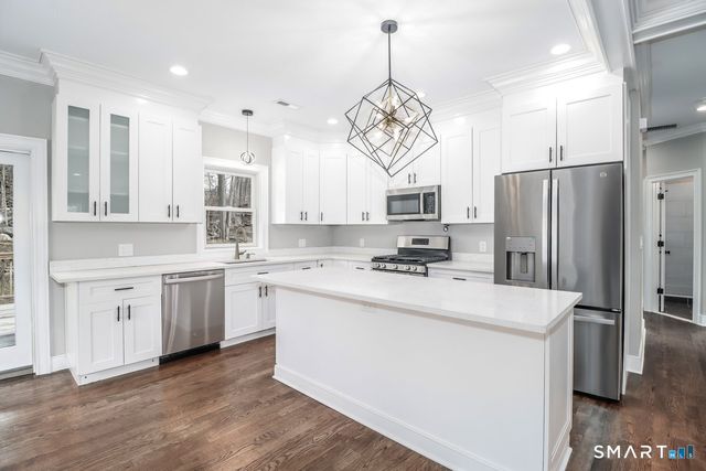 53 Pembroke Road, Danbury, CT 06811