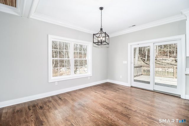 53 Pembroke Road, Danbury, CT 06811