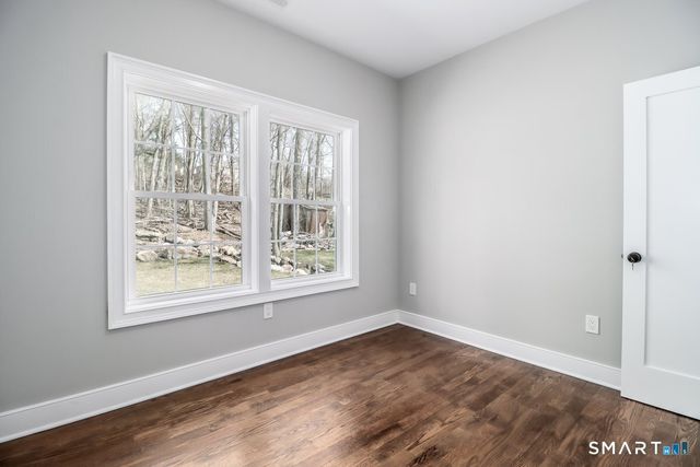 53 Pembroke Road, Danbury, CT 06811