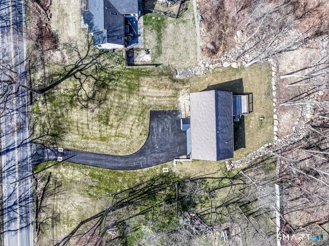 53 Pembroke Road, Danbury, CT 06811