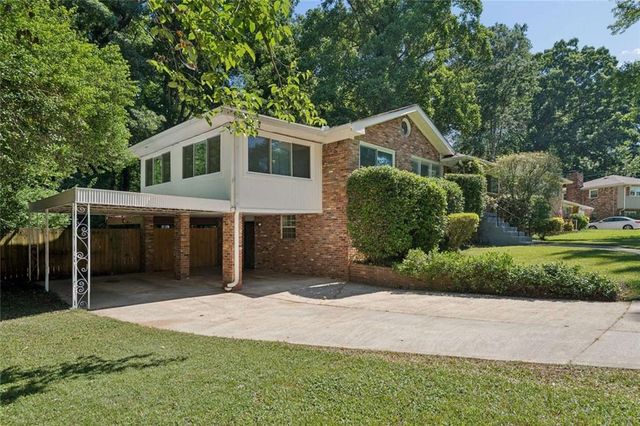 3296 Betty Circle, Decatur, GA 30032