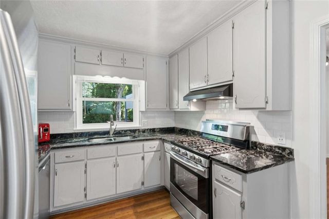 3296 Betty Circle, Decatur, GA 30032