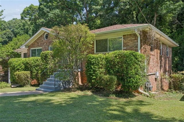 3296 Betty Circle, Decatur, GA 30032