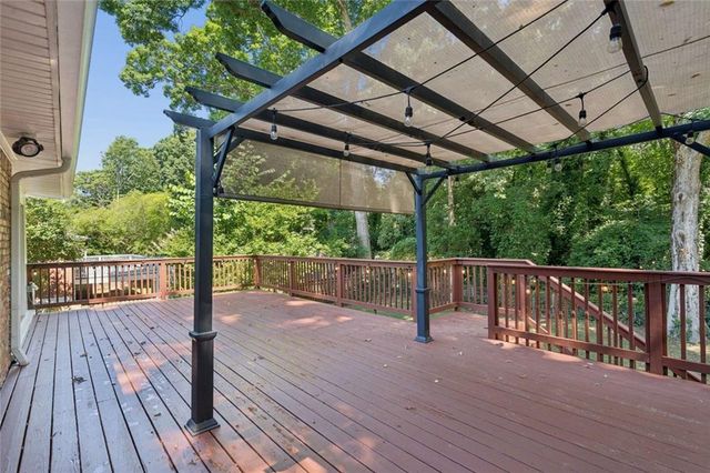 3296 Betty Circle, Decatur, GA 30032