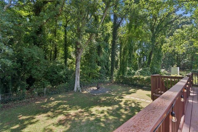 3296 Betty Circle, Decatur, GA 30032