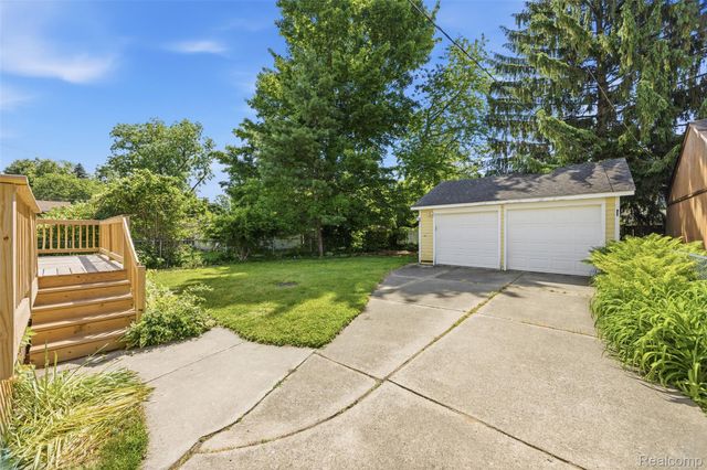 22637 Park Street, Dearborn, MI 48124