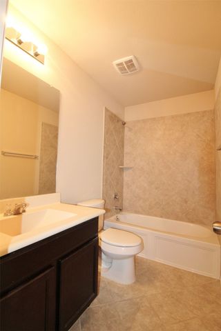 8472 Gentian Drive, Fort Worth, TX 76123