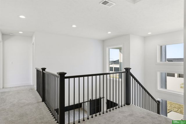 5614 N 213th Street, Elkhorn, NE 68022