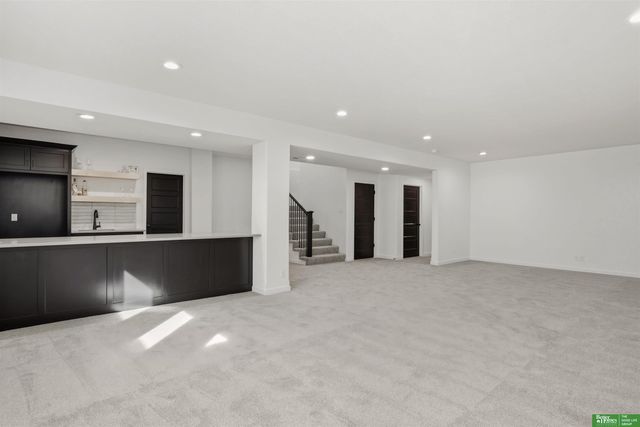 5614 N 213th Street, Elkhorn, NE 68022