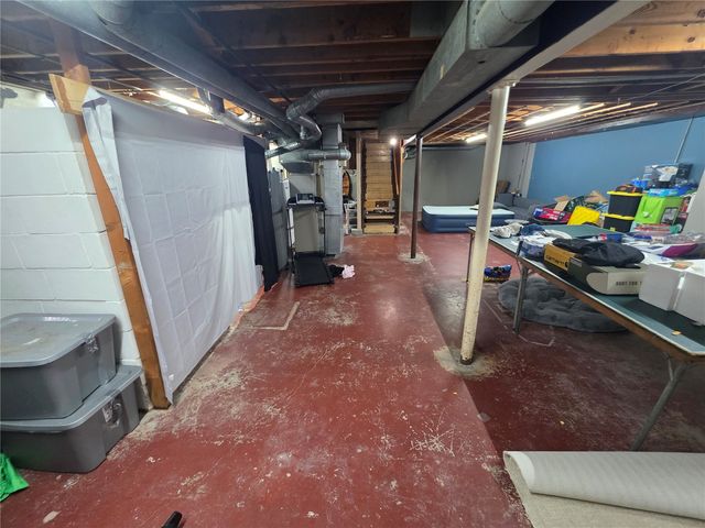 3849 Vine Avenue SE, Cedar Rapids, IA 52403