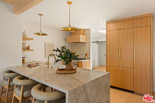 3002 18th Street, Santa Monica, CA 90405