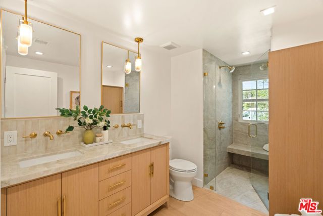 3002 18th Street, Santa Monica, CA 90405