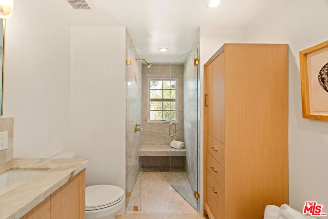 3002 18th Street, Santa Monica, CA 90405