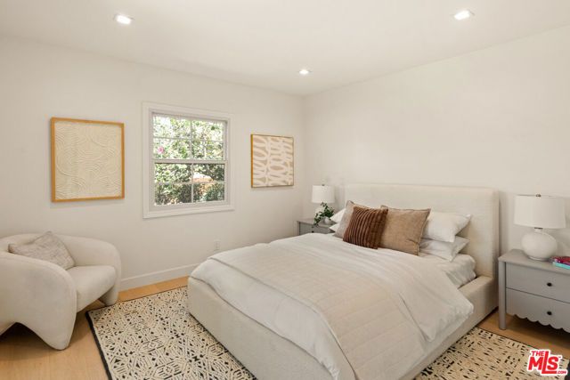 3002 18th Street, Santa Monica, CA 90405