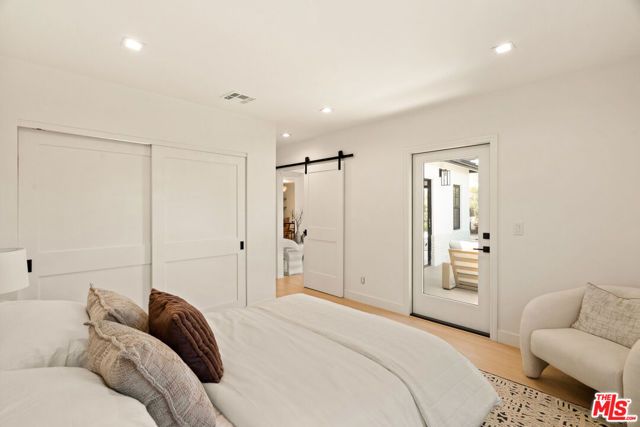 3002 18th Street, Santa Monica, CA 90405