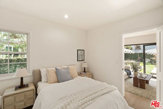 3002 18th Street, Santa Monica, CA 90405