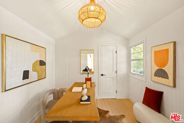 3002 18th Street, Santa Monica, CA 90405