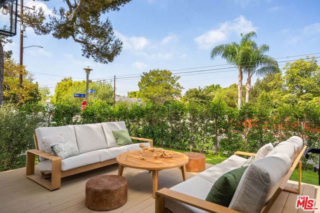 3002 18th Street, Santa Monica, CA 90405