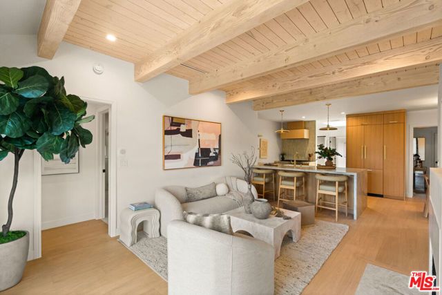 3002 18th Street, Santa Monica, CA 90405