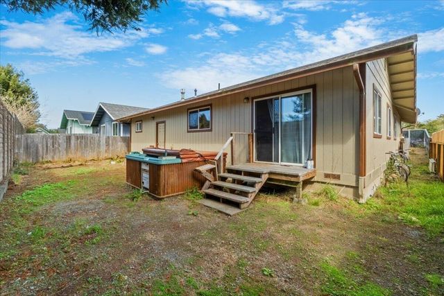 2260 Thiel Avenue, Mckinleyville, CA 95519