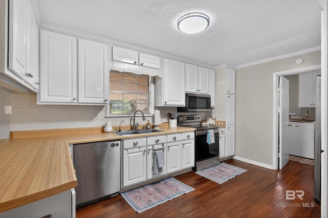 46006 Pecan Lane, Bay Minette, AL 36507