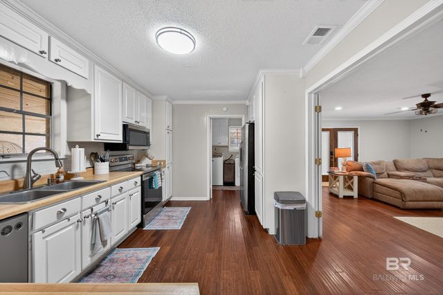 46006 Pecan Lane, Bay Minette, AL 36507