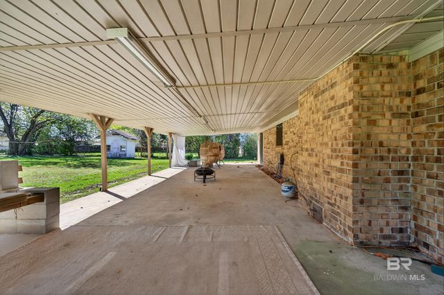 46006 Pecan Lane, Bay Minette, AL 36507