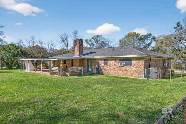 46006 Pecan Lane, Bay Minette, AL 36507