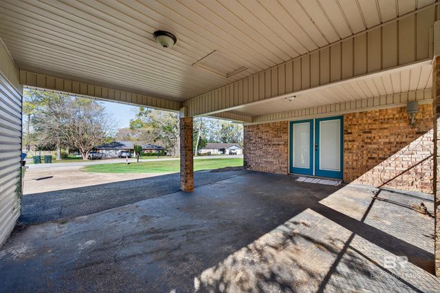 46006 Pecan Lane, Bay Minette, AL 36507