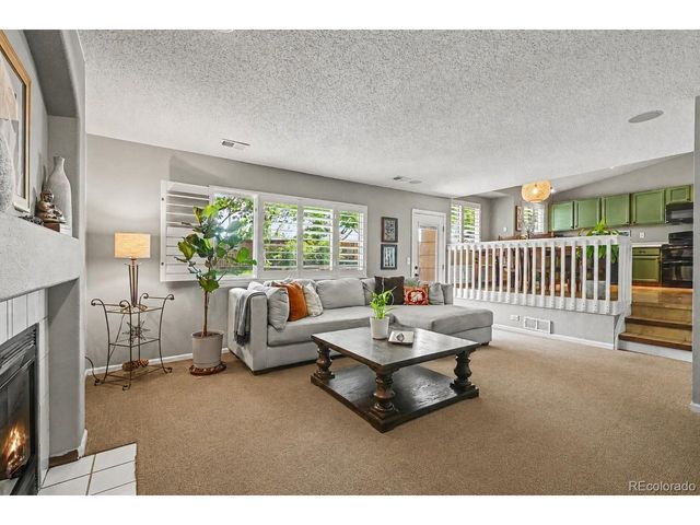 10299 Woodrose Ln, Littleton, CO 80129