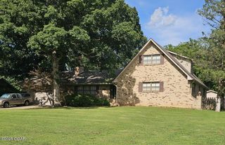 3110 Gaineswood Avenue, Baxter Springs, KS 66713