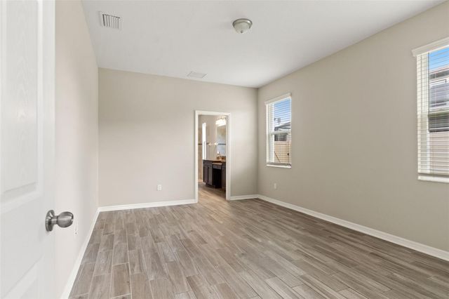 7648 SWEETER TIDE TRAIL, Wesley Chapel, FL 33545