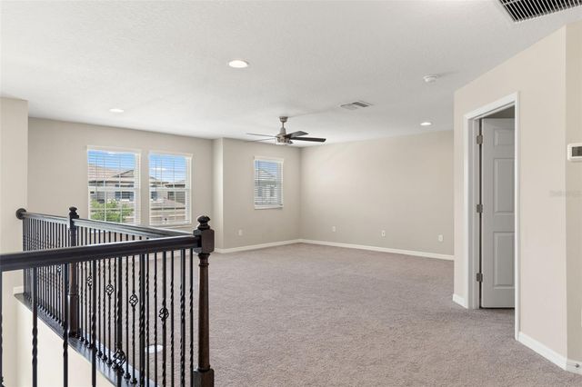 7648 SWEETER TIDE TRAIL, Wesley Chapel, FL 33545