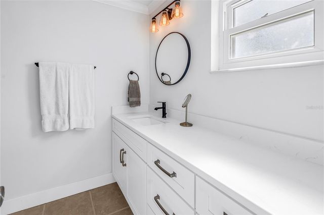 4000 14TH STREET NE, St Petersburg, FL 33703