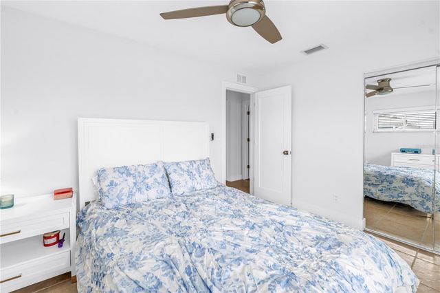 4000 14TH STREET NE, St Petersburg, FL 33703