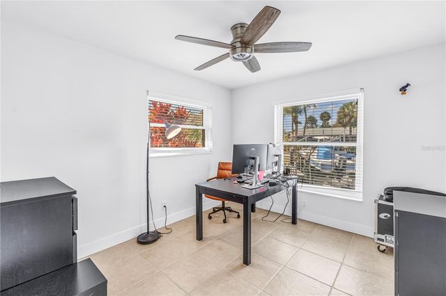 4000 14TH STREET NE, St Petersburg, FL 33703