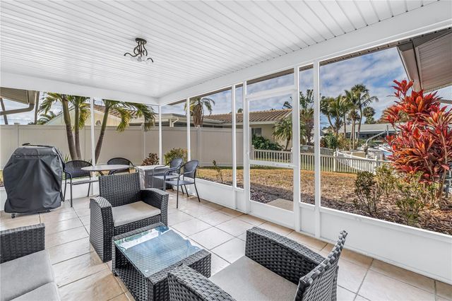 4000 14TH STREET NE, St Petersburg, FL 33703