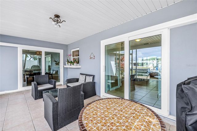 4000 14TH STREET NE, St Petersburg, FL 33703